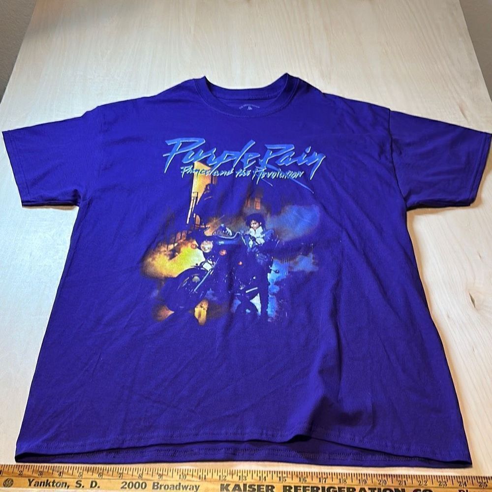 Mens Purple Rain Prince &‎ The Revolution ‘84 Purple Classic T-Shirt Size Xlarge